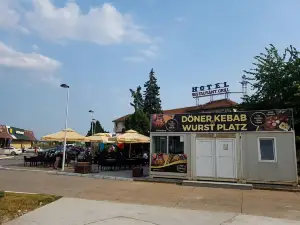 Hotel Balkan Highway