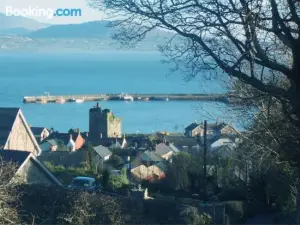 The Oystercatcher Lodge Guest House