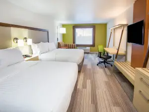 Holiday Inn Express & Suites Pahrump