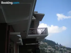 Chandruma Cottage