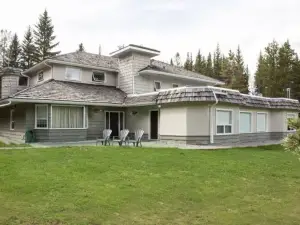 Sleepy Creek Country Manor