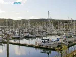 Kip Marina Retreat