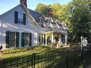 The Gambier House Bed and Breakfast