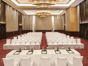 Holiday Inn Mumbai International Airport
