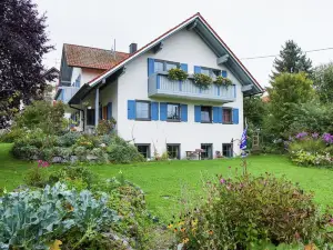 Cosy Apartment in the Ostallgäu With Balcony and a Magnificent View