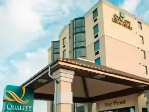 Quality Inn & Suites Bay Front