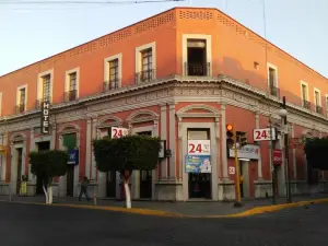 Hotel Plaza Iberia