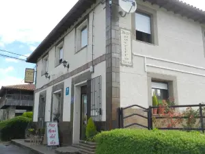Pension Parrilla Casa Vicente