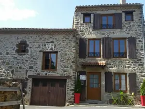 Le Relais