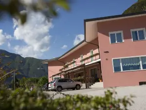 Alma Living Hotel- Al Girarrosto