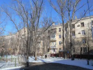 普洛斯佩特列寧公寓