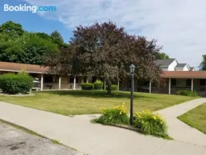 Wolds Motel - Mt. Pleasant