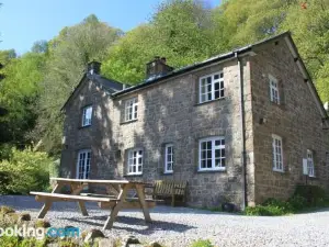Church Hill Farm
