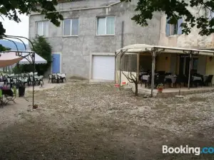 Hotel Belvue