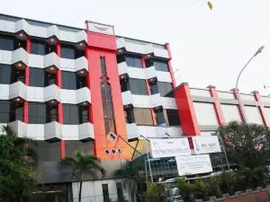 Grand Palace Hotel