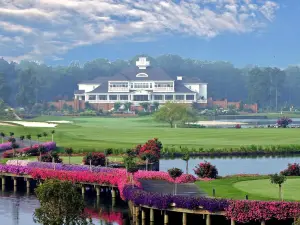 อะชอร์ รีสอร์ท & บีช คลับ