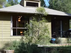 Bandalong Cottages