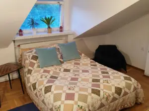 Rent0Nline Brwinow Rooms