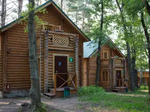 Отель «Домик в лесу»