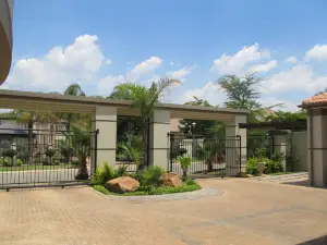 Casa Flora Guesthouse