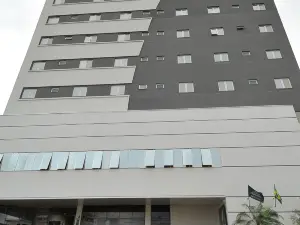 Hotel Maestro Premium Cascavel