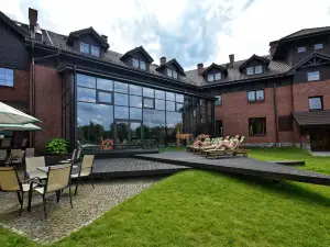 Hotel Żubrówka Spa & Wellness