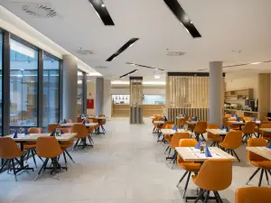 Akeah Verdi Budapest