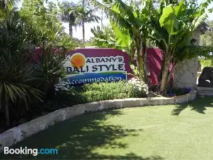 Albany Bali Style Accommodation