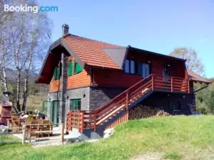 House and Rooms Izletiste Konaci