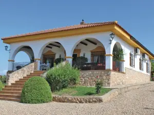 House with 2 Bedrooms in Hornachuelos, with Wonderful Mountain View, Pool Access, Furnished Terrace