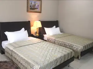 Corina Hotel