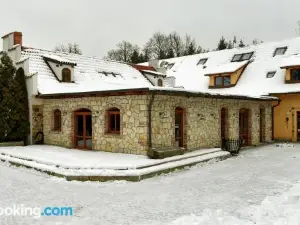 Zamecka Fortovna Obora - Forester House