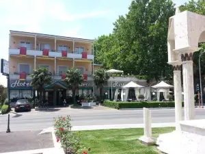 Platani Hotel