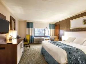 DoubleTree by Hilton Corning Downtown