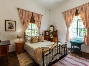 HH 820 Accommodation