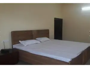 Hotel Mamta Palace, Kushinagar