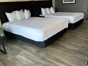 Ambassador Inn