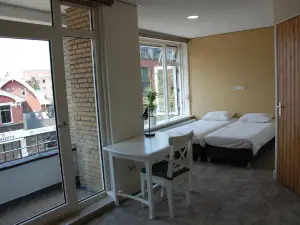 Central-Day Inn