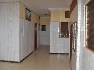 White Horse Hotel Porto-Novo