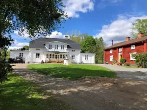 Bredsjö Gamla Herrgård White Dream Mansion