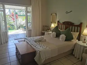 Eight Palms