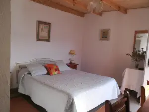 Residencia Los Conejos - Bike & Motorbike