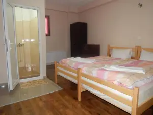 Hotel Restoran Antika