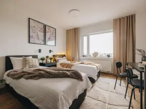 Eduard House by Larsen