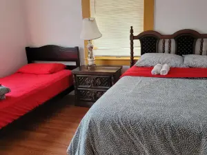 Yosemite International Hostel
