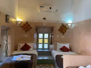 Riad Dades Birds