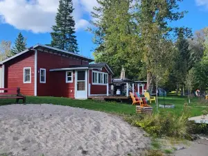 Trent River Cottages