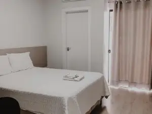 Petri Plaza Hotel