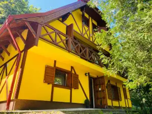 Tavas Vendeghaz