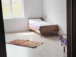 Xınalıq Elnur Guest House, New Hotel